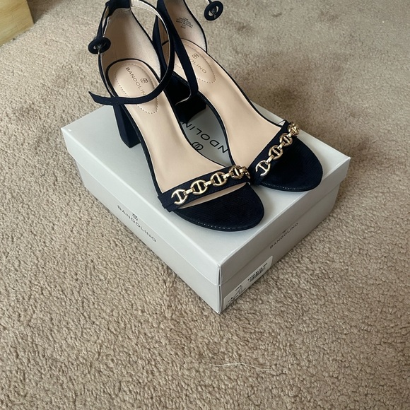 Bandolino dark navy blue block heel ankle strap sandal-gold accents NIB-sz 7.5M - Picture 6 of 6